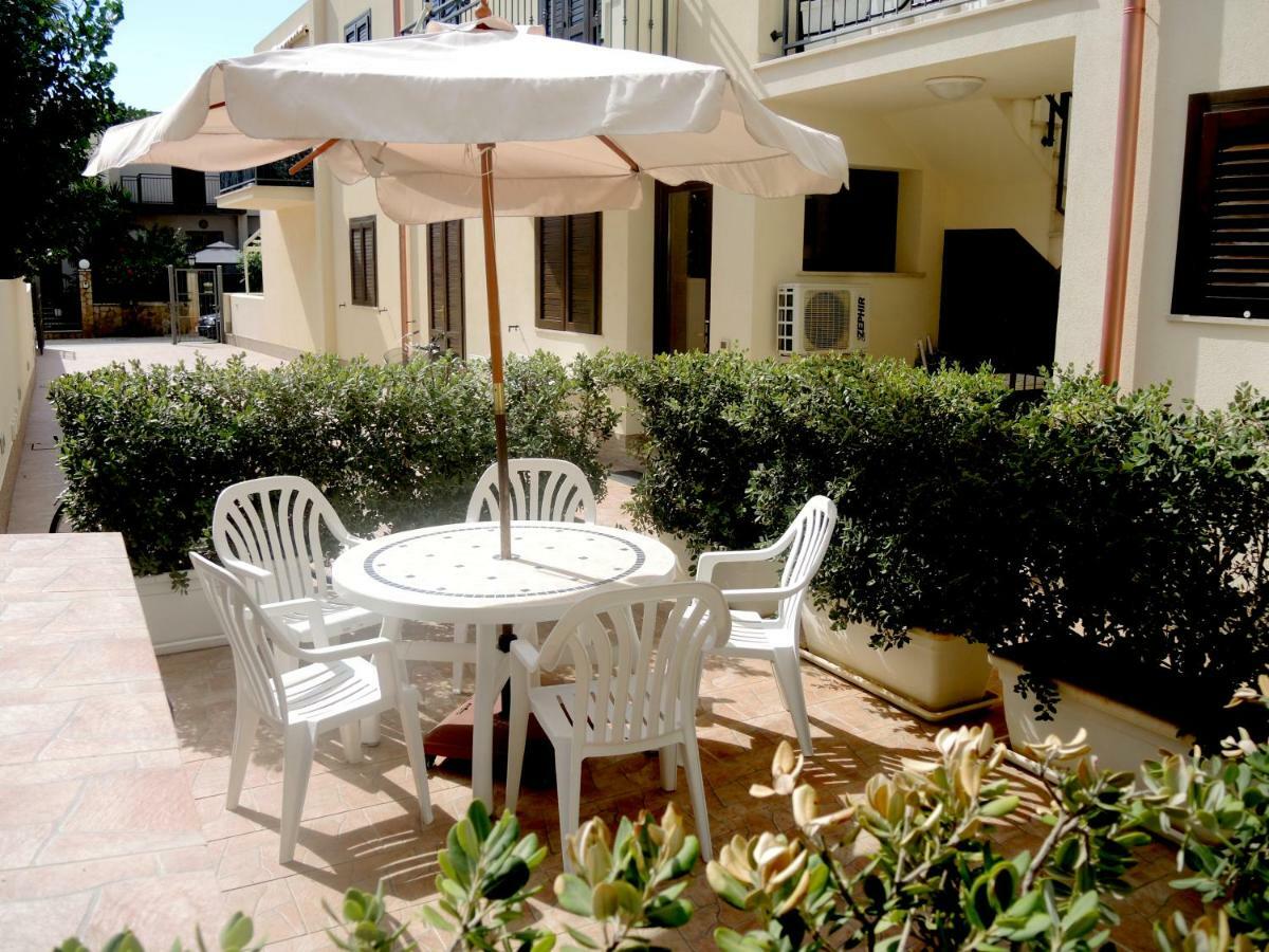 Casa Vacanze Metrosideros San Vito Lo Capo Exterior foto